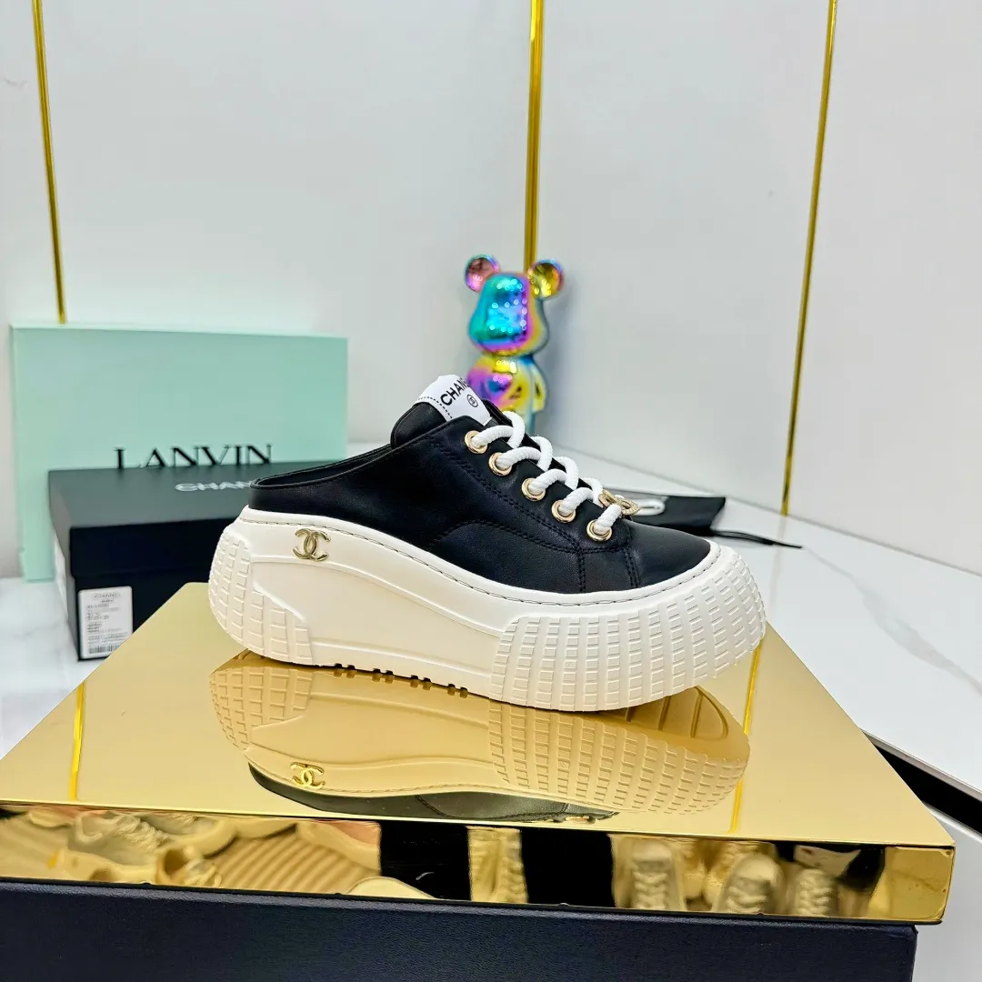👟👟Ex-factory price 620👟👟 Chanel bread shoes ~ original calfskin panda shoes Chanel 25C latest hot style panda black and white sports shoes casual sneakers Xiaoxiang hot item classic black and white panda color coco girls must pay Fabric: original custom mixed sheepskin lining: original imported breathable mesh lining outsole: Original molded rubber + TPU combination Size: Women's 35-41 👉 👉 👉
